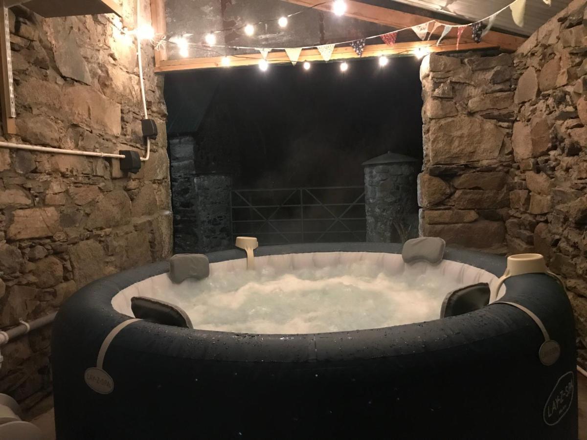 Mournes Family Cottage With Hot Tub Hilltown Exteriér fotografie